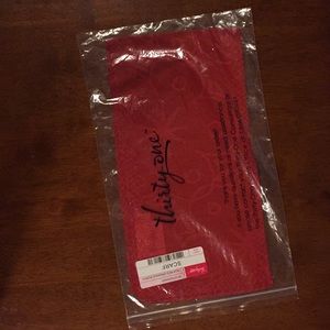 Thirty One Scarf Red Quilted Poppy